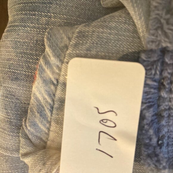 Womens Reba V Neck Chambray Embroidered Shirt XL 3/4 Sleeve Blue Orange White - Picture 10 of 10